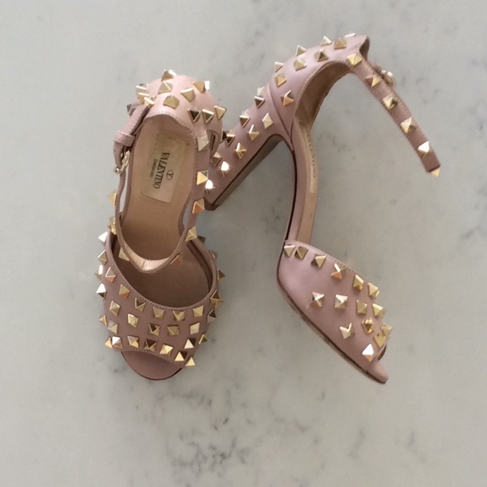 VALENTINO ANKLE STRAP STUDDED HEELS 5
